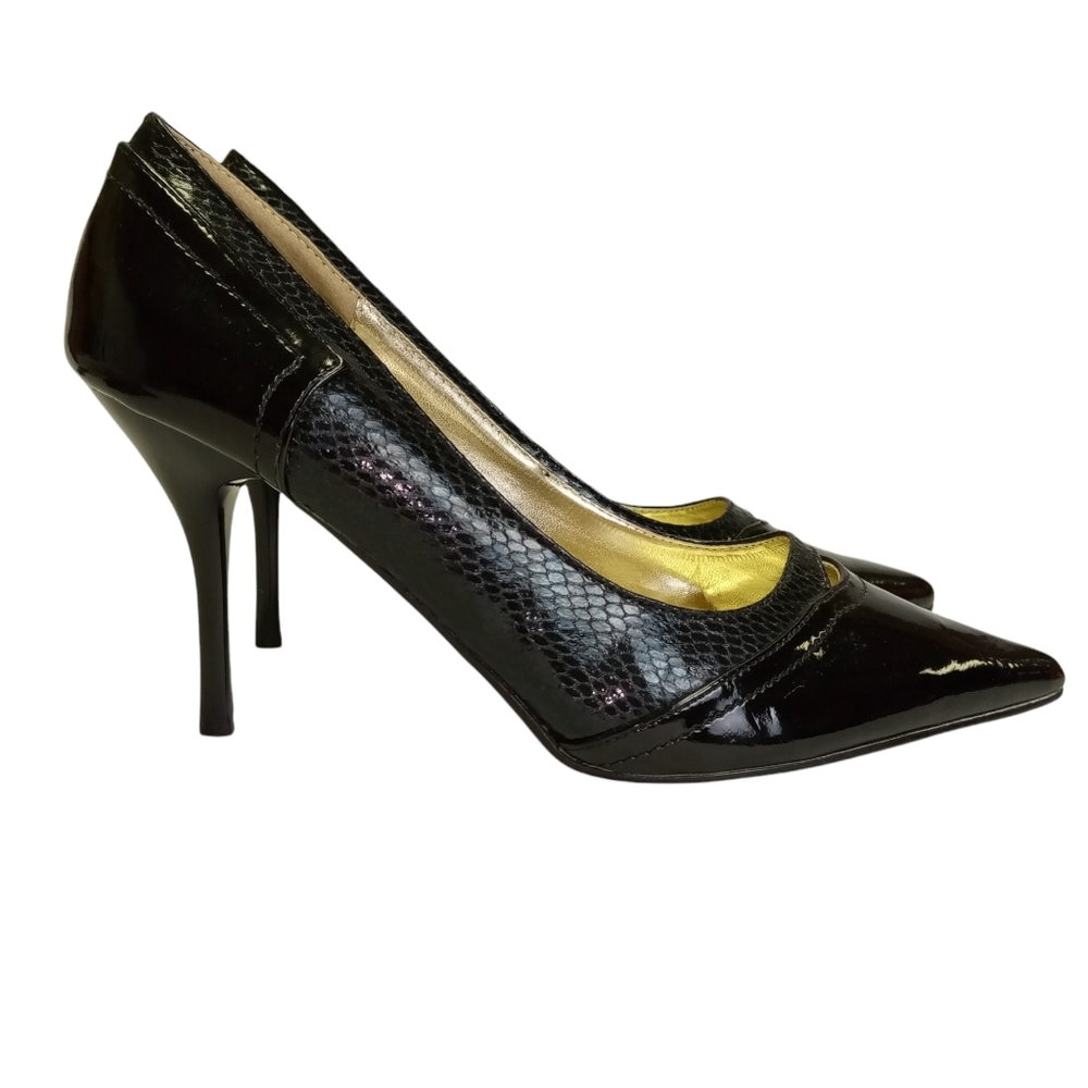 Women's Damita K Black Pointed Toe Heels 10